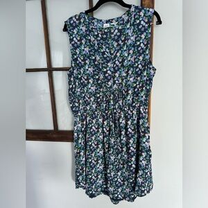 GAP size Large navy/floral dress